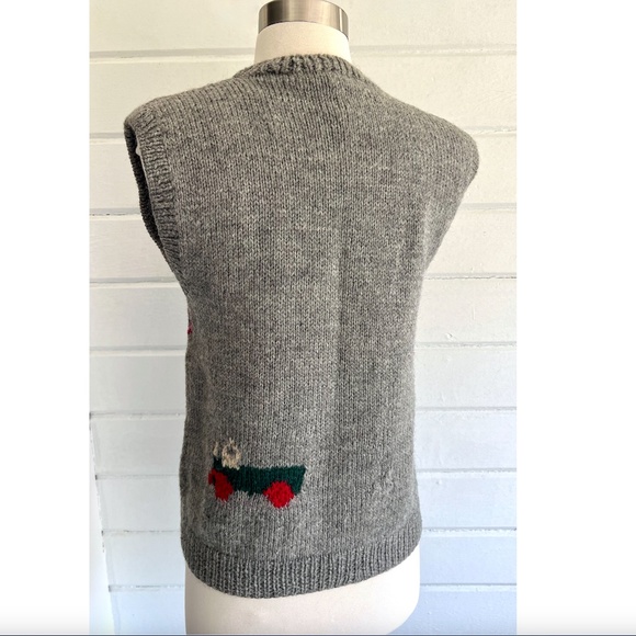 Vintage Wool Sweater Vest with Farm Graphics by Woodward & Lothrop - S - Picture 4 of 8